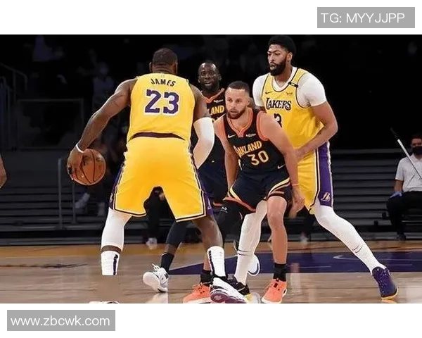 湖人勇士激战回放精彩瞬间全景解析与赛后点评